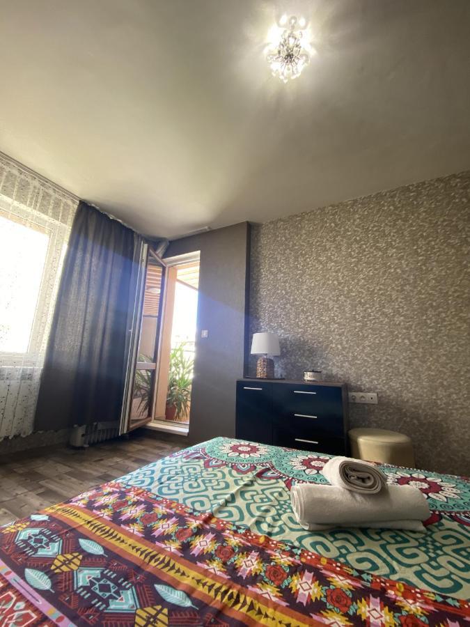 Lovely Cozy Apartment Sofya Dış mekan fotoğraf
